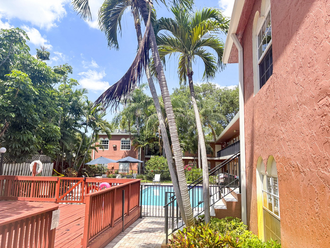 Sea Breeze II Condominium